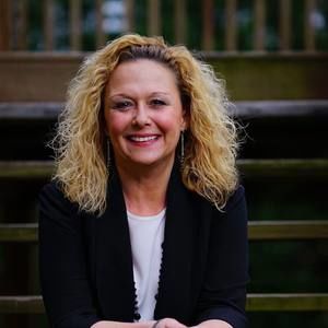 Meet your Posher, Glenda